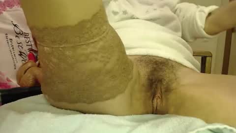 laralhotr online show from 11/30/25, 02:10