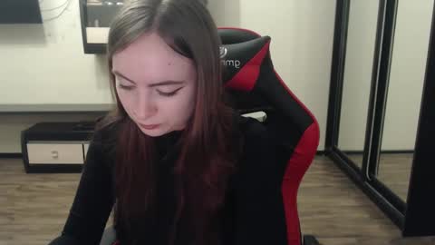 Snapshot of laralianna chatting on 03/01/25, 02:13 Laralianna online show from 03/01/25, 02:13