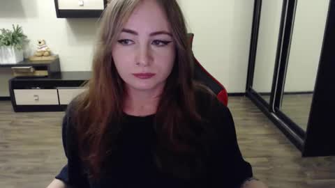 Snapshot of laralianna chatting on 09/20/25, 02:51 Laralianna online show from 09/20/25, 02:51