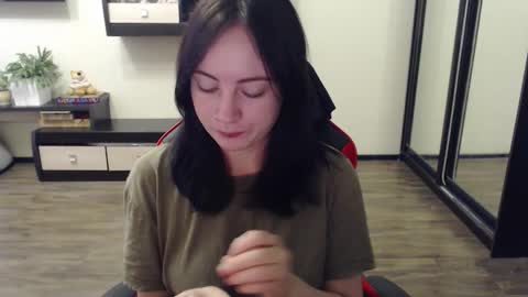 Snapshot of laralianna chatting on 10/09/25, 10:02 Laralianna online show from 10/09/25, 10:02