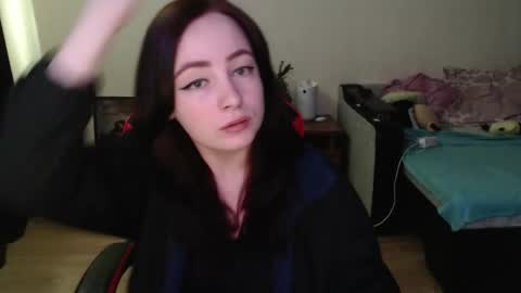 Laralianna online show from 04/27/26, 10:46