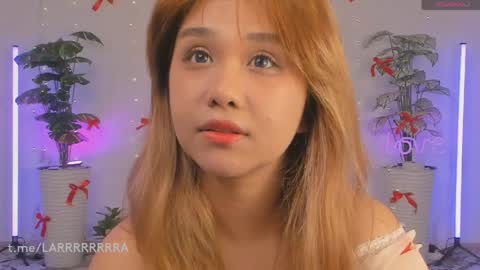 Lara online show from 04/24/26, 10:23