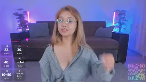 Lara online show from 05/10/26, 07:52