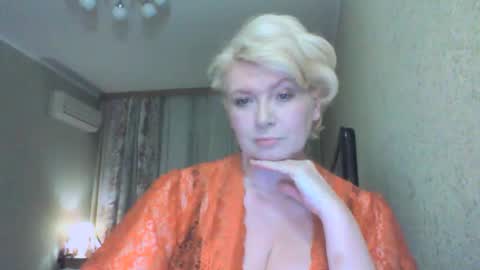 Snapshot of laramrs chatting on 03/13/26, 06:25 laramrs online show from 03/13/26, 06:25