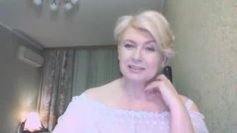 Snapshot of laramrs chatting on 03/20/26, 06:13 laramrs online show from 03/20/26, 06:13