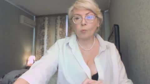 Snapshot of laramrs chatting on 03/28/26, 03:33 laramrs online show from 03/28/26, 03:33