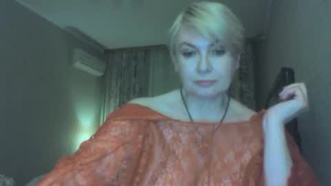 Snapshot of laramrs chatting on 04/15/26, 07:58 laramrs online show from 04/15/26, 07:58