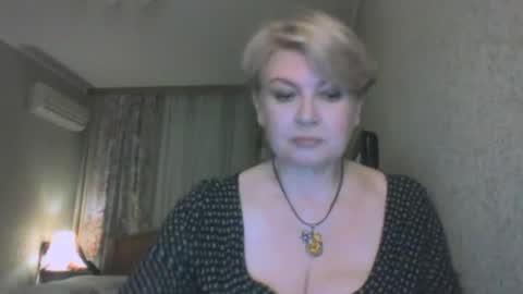 Snapshot of laramrs chatting on 04/17/26, 06:33 laramrs online show from 04/17/26, 06:33
