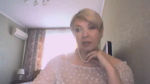 Snapshot of laramrs chatting on 05/09/26, 04:34 laramrs online show from 05/09/26, 04:34