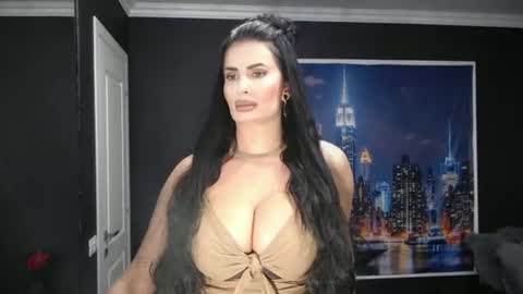 laras_moans online show from 06/25/26, 07:24