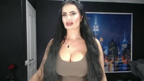 laras_moans online show from 06/27/26, 08:30