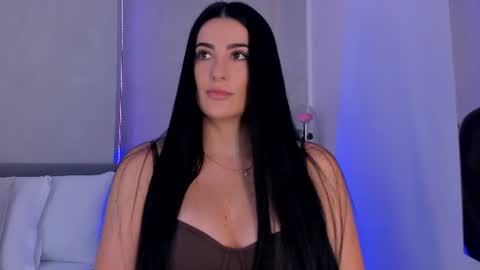 Snapshot of laravillalobos chatting on 07/11/26, 09:49 Laura online show from 07/11/26, 09:49
