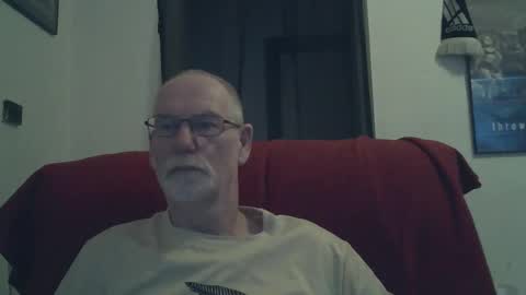 Snapshot of larbie chatting on 03/09/25, 01:46 Larbie online show from 03/09/25, 01:46