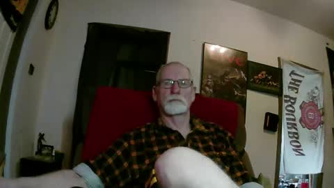 Larbie online show from 11/01/25, 02:24