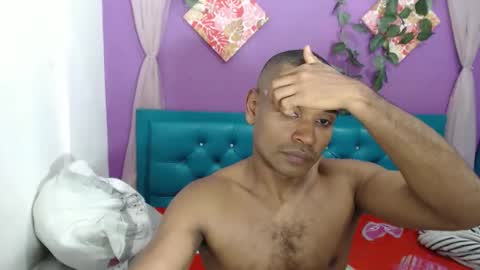 Snapshot of larenz_tate chatting on 06/05/26, 12:17 larenz_tate online show from 06/05/26, 12:17