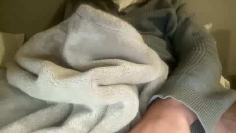 Snapshot of largecockkenny chatting on 10/29/25, 10:55 HUNG YUNG STR8 online show from 10/29/25, 10:55