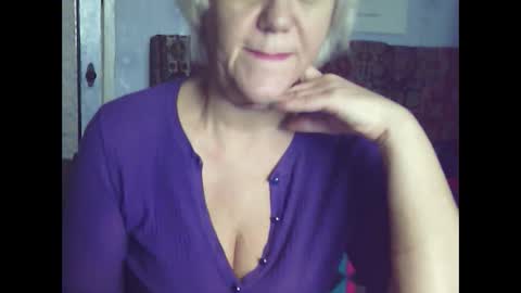 Snapshot of larisaq4ugo24 chatting on 01/09/25, 09:48 larisaq4ugo24 online show from 01/09/25, 09:48
