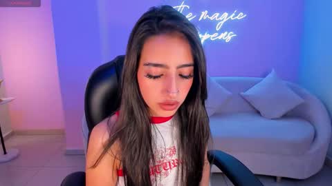 Snapshot of larisasmirnov chatting on 10/16/25, 03:29 Larisa Smirnov online show from 10/16/25, 03:29