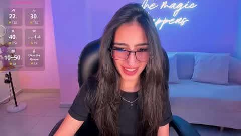 Snapshot of larisasmirnov chatting on 10/17/25, 05:21 Larisa Smirnov online show from 10/17/25, 05:21