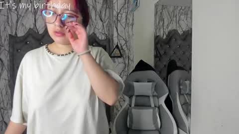  Lari online show from 01/21/25, 02:54