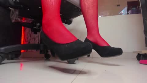  Lari online show from 02/09/25, 08:54