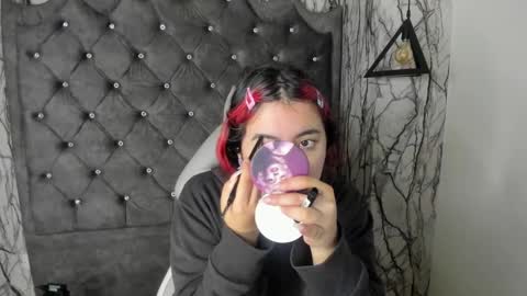  Lari online show from 02/16/25, 02:42