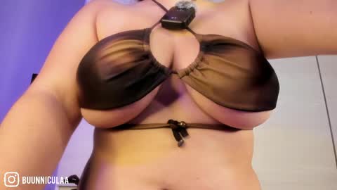 Snapshot of larissa01_ chatting on 05/13/26, 09:00 Lari online show from 05/13/26, 09:00