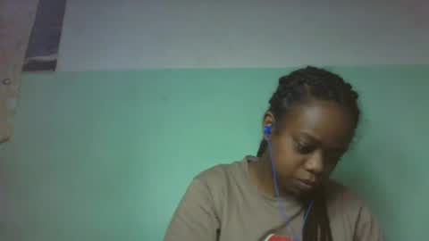 larissa645771 online show from 09/23/25, 05:54