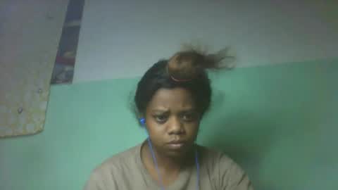 larissa645771 online show from 09/28/25, 02:44