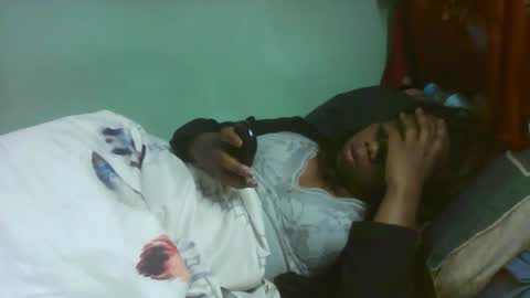 larissa645771 online show from 11/30/25, 07:18