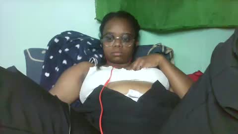 Snapshot of larissa645771 chatting on 03/15/26, 07:42 larissa645771 online show from 03/15/26, 07:42