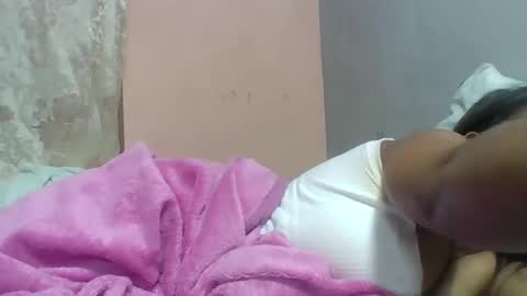 larissa645771 online show from 04/25/26, 01:41