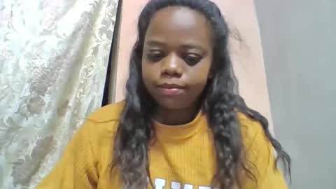 larissa645771 online show from 06/02/26, 06:59