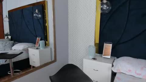 Valentina online show from 10/30/25, 05:09