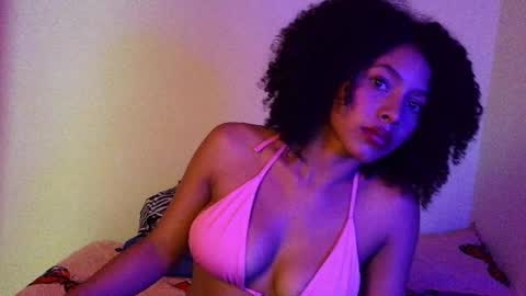 Snapshot of larita_curly chatting on 03/30/26, 09:27 larita_curly online show from 03/30/26, 09:27