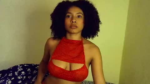 Snapshot of larita_curly chatting on 04/04/26, 10:07 larita_curly online show from 04/04/26, 10:07