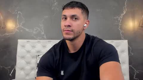 andrew online show from 12/03/25, 01:09