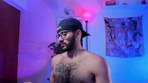 Snapshot of larry_stewart chatting on 11/26/25, 03:24 larry_stewart online show from 11/26/25, 03:24