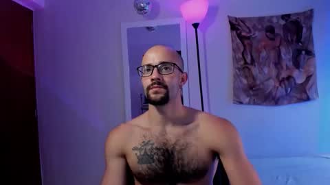 Snapshot of larry_stewart chatting on 03/11/26, 06:25 larry_stewart online show from 03/11/26, 06:25