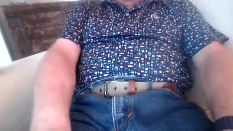 Snapshot of larryj007 chatting on 07/14/26, 06:02 larryj007 online show from 07/14/26, 06:02