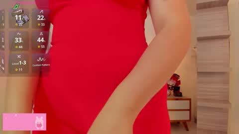 Snapshot of larsonmia chatting on 03/12/26, 12:22 MIA online show from 03/12/26, 12:22