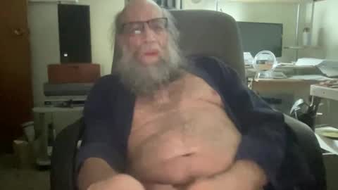 Snapshot of laser134 chatting on 02/06/26, 02:31 chris online show from 02/06/26, 02:31