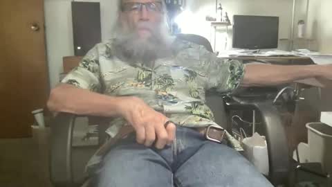 Snapshot of laser134 chatting on 03/15/26, 08:04 chris online show from 03/15/26, 08:04