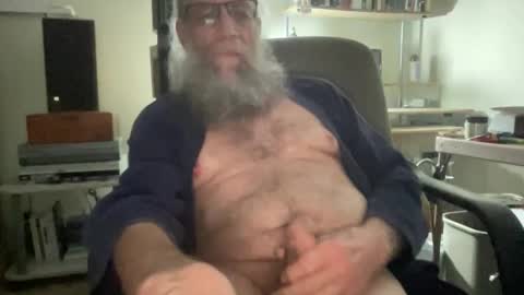 Snapshot of laser134 chatting on 04/12/26, 02:00 chris online show from 04/12/26, 02:00