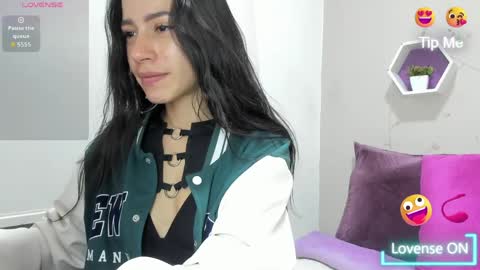 Snapshot of laskhmi_ chatting on 06/06/26, 01:38 Tania online show from 06/06/26, 01:38