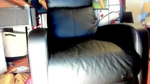 Snapshot of lastking420xxx chatting on 03/28/26, 02:27 Lastkingxxx online show from 03/28/26, 02:27