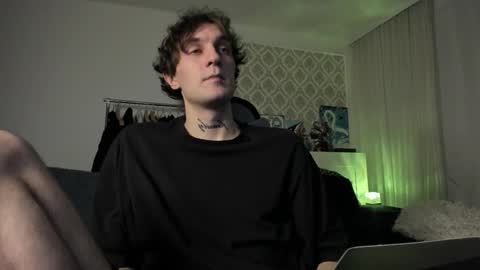 Snapshot of lastnight4you chatting on 10/04/25, 09:57 acie online show from 10/04/25, 09:57