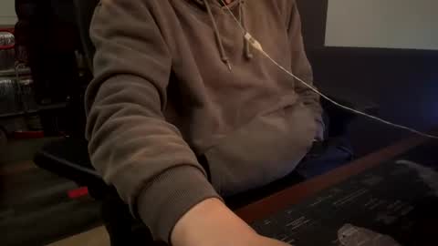 Snapshot of laterall chatting on 11/02/25, 02:47 YoungLatinStroker online show from 11/02/25, 02:47