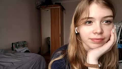Linet online show from 06/03/26, 07:33