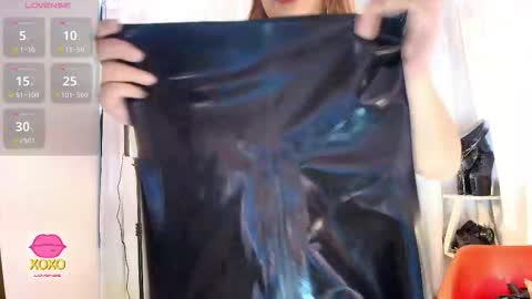 Snapshot of latex_rose_daniels chatting on 02/04/26, 03:07 ROSE online show from 02/04/26, 03:07